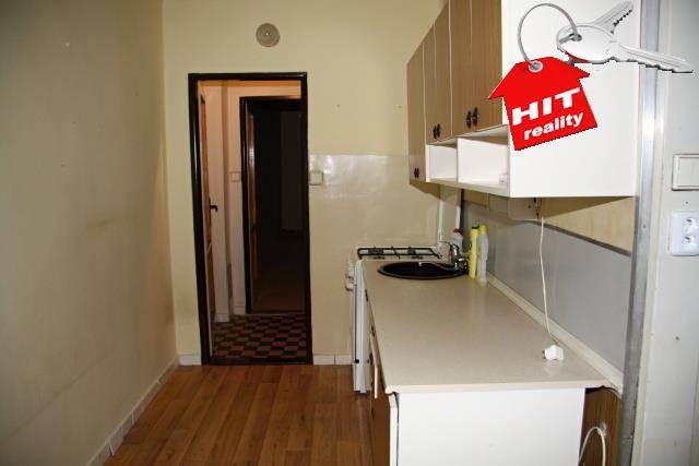 Prodej bytu 2+1 v Plzni Lobzích , obytná plocha 57 m2