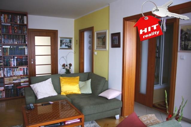 Prodej bytu 3+1  v Plzni na Doubravce , 76 m2 po kompletní rekonstrukci