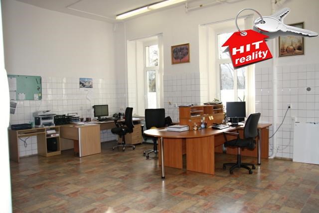 Pronájem komerčních prostorů v Plzni o ploše 131 m2