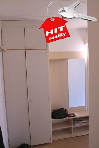 Prodej bytu 3+1+lodžie, celková obytná plocha  74m2, vl. garáž, v Plzni Bolevci, dům po kompletní revitalizaci