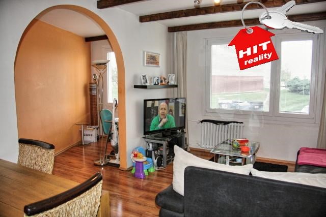 Prodej kompletně rekonstruovaného bytu 3+1 s lodžií  v Plzni Bolevci ve Žlutické ulici
