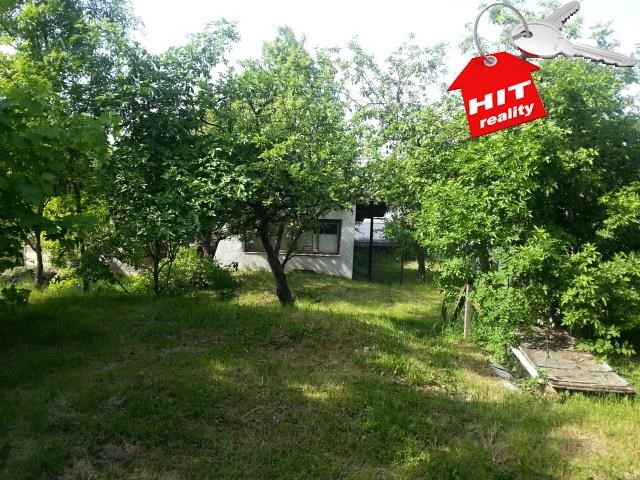 Prodej zděné chaty 2+1  se zahradou 600 m v Plzni-Bolevci , chatová osada Na Mikulce