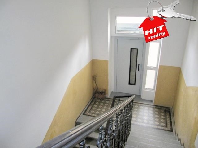 Prodej novostavby mezonetového střešního bytu 4+kk s terasou v Praze 3