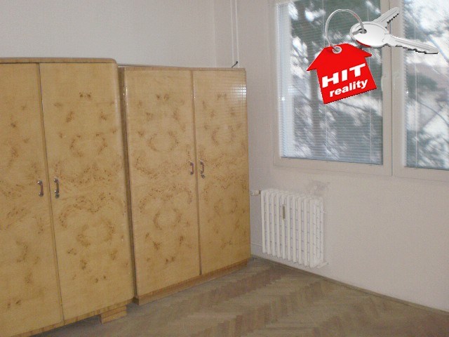 Pronájem bytu 1+1 v Plzni na Doubravce