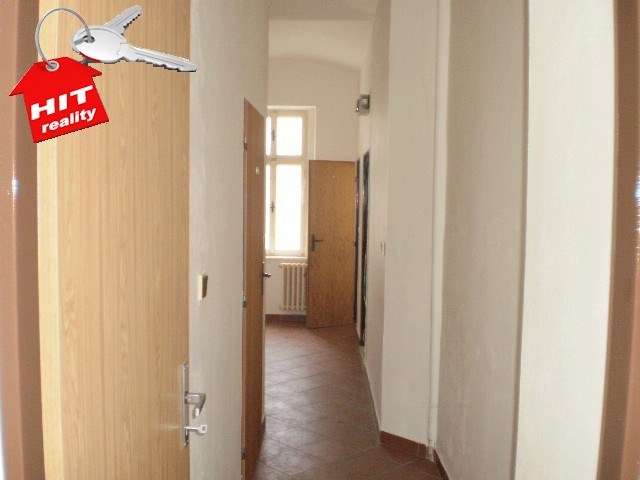Pronájem bytu 2+1 v Plzni na Slovanech