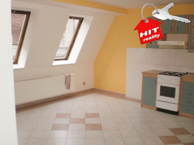 Pronájem bytu 4+1 v Plzni na Doubravce
