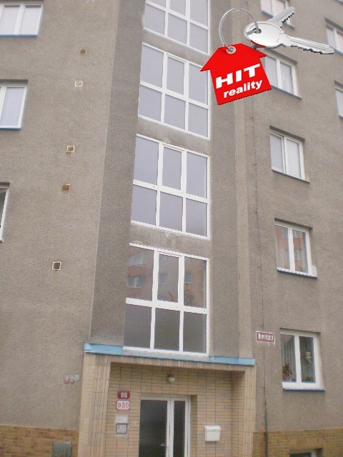 Prodej bytu 1+1+B v Plzni Lobzích
