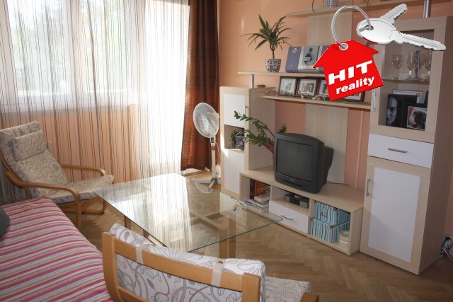 Prodej částečně rekonstruovaného bytu 2+1+L v Plzni na Doubravce