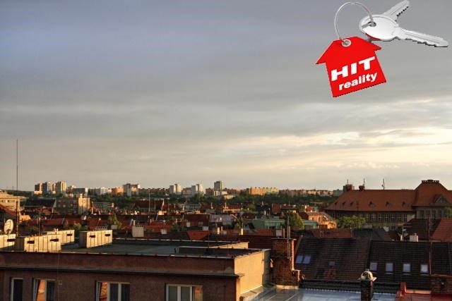 Prodej rekonstruovaného bytu 2+1 62 m2 v Plzni na Slovanech