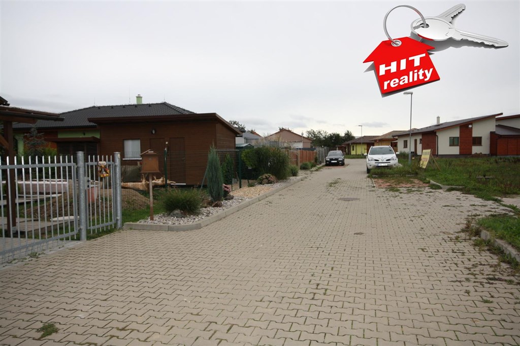 Prodej stavebního pozemku 1021 m2 ve Štáhlavech