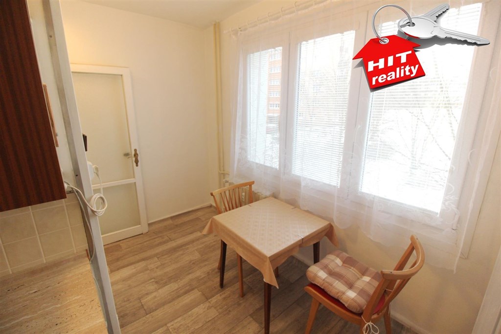 Pronájem bytu 1+1 43 m2 v Plzni - Doubravce