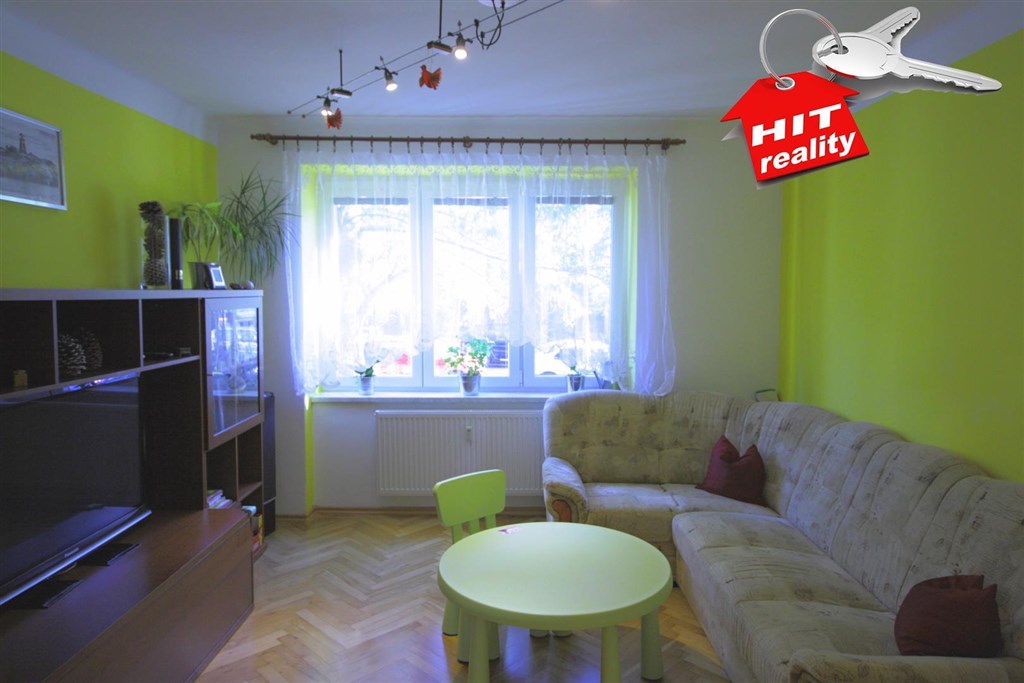 Pronájem bytu 2+1 v Plzni na Slovanech, po rekonstrukci, k nastěhování od 1.3.2019 !