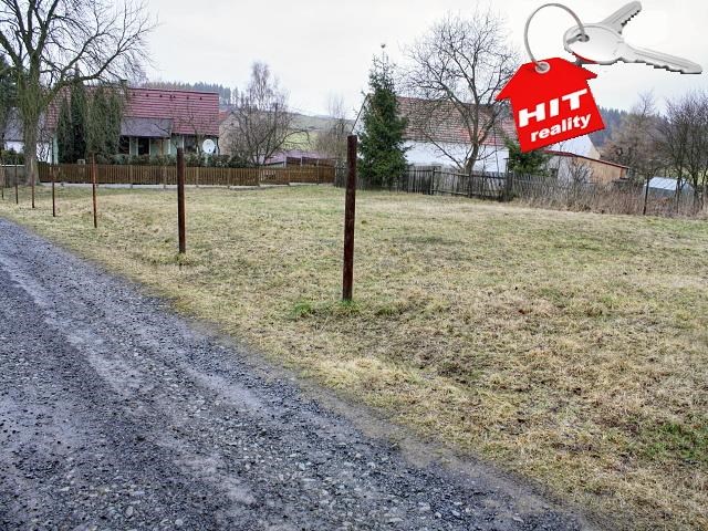 Prodej stavebního pozemku 1038m², Popovice - část obce Všeruby